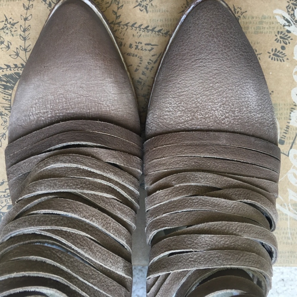 LAST DAY TO BUY: Free People NIB Lost Valley shoes - Picture 6 of 7